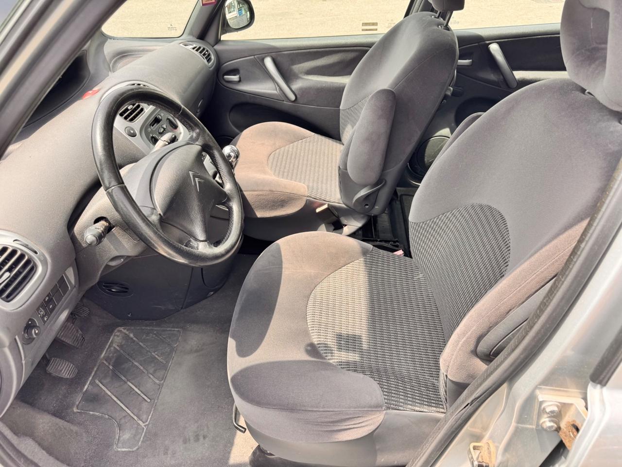 Citroen Xsara Picasso 1.6 16V Elegance 109cv 5p