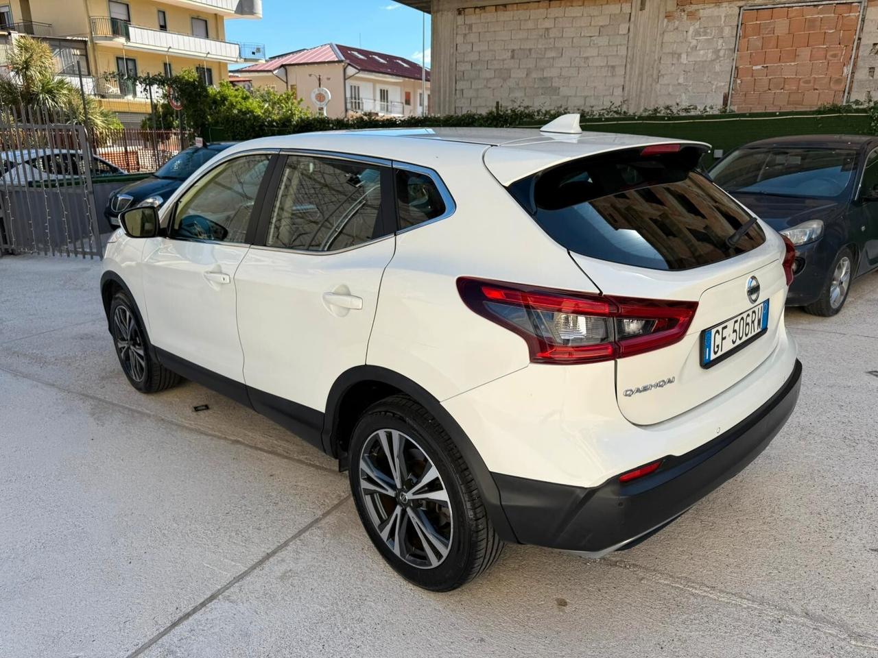 Nissan Qashqai 1.3 DIG-T 140 CV N-Connecta