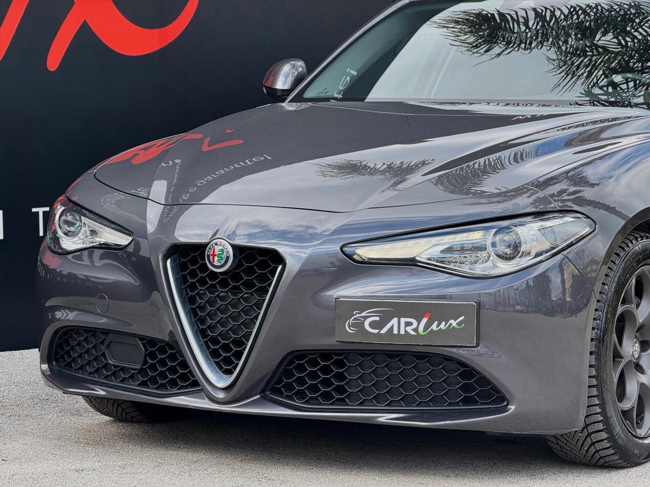 Alfa Romeo Giulia 2.2 T Business 136CV AT8 LED CAR PLAY