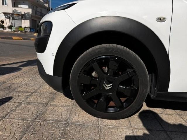 Citroen C4 Cactus BlueHDi 100 Shine
