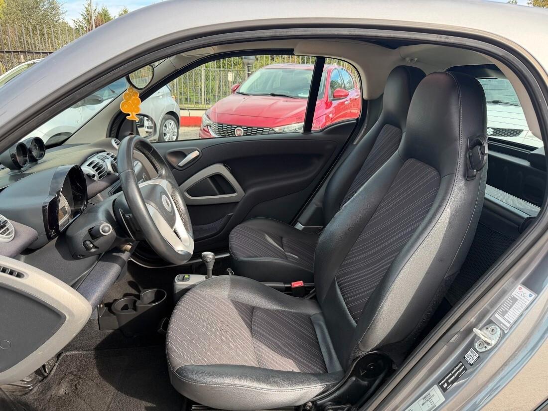 Smart ForTwo 1.0 BENZINA 71CV - 2014