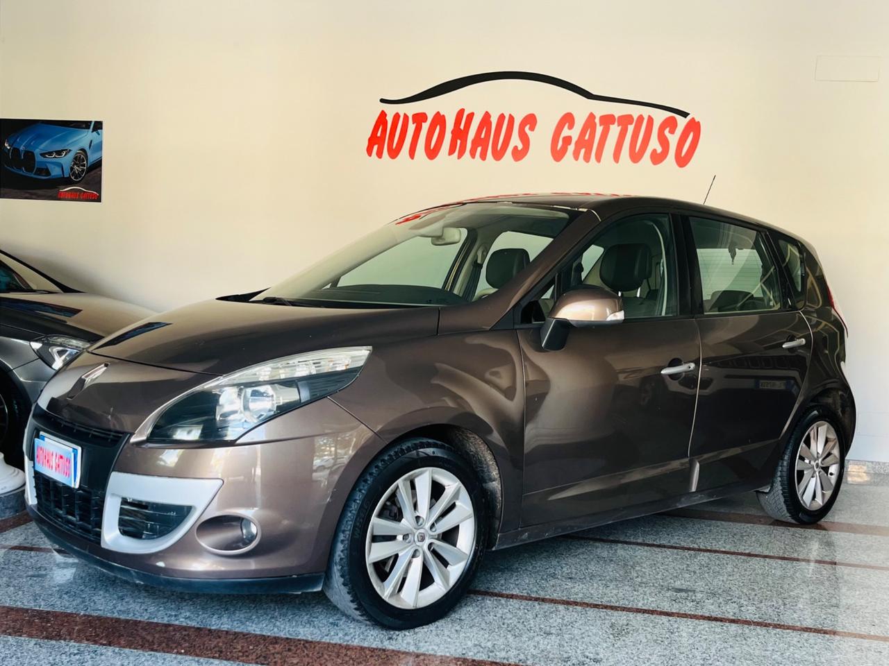 Renault Scenic X-Mod 1.5 dCi 110CV Luxe anno 2010
