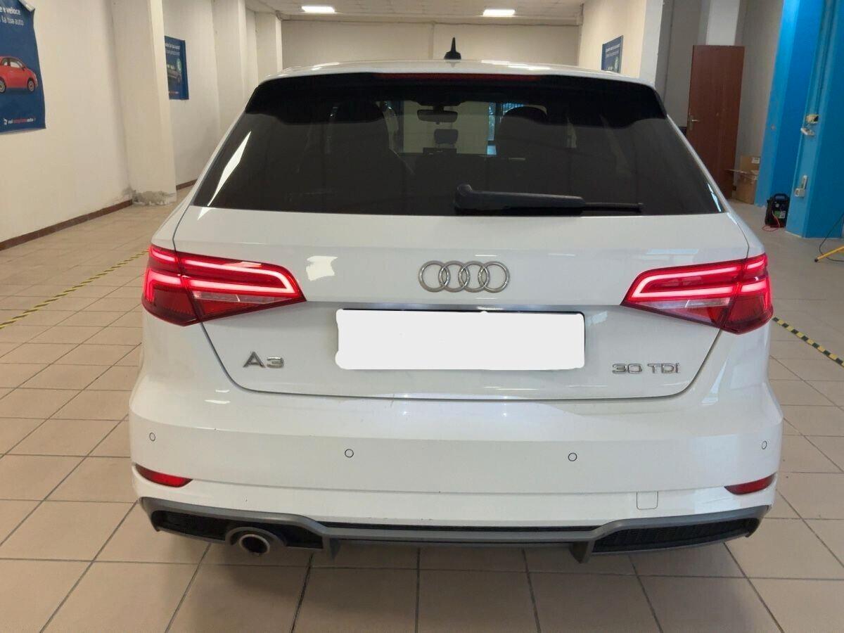 AUDI A3 30 TDI S TRONIC S LINE EDITION