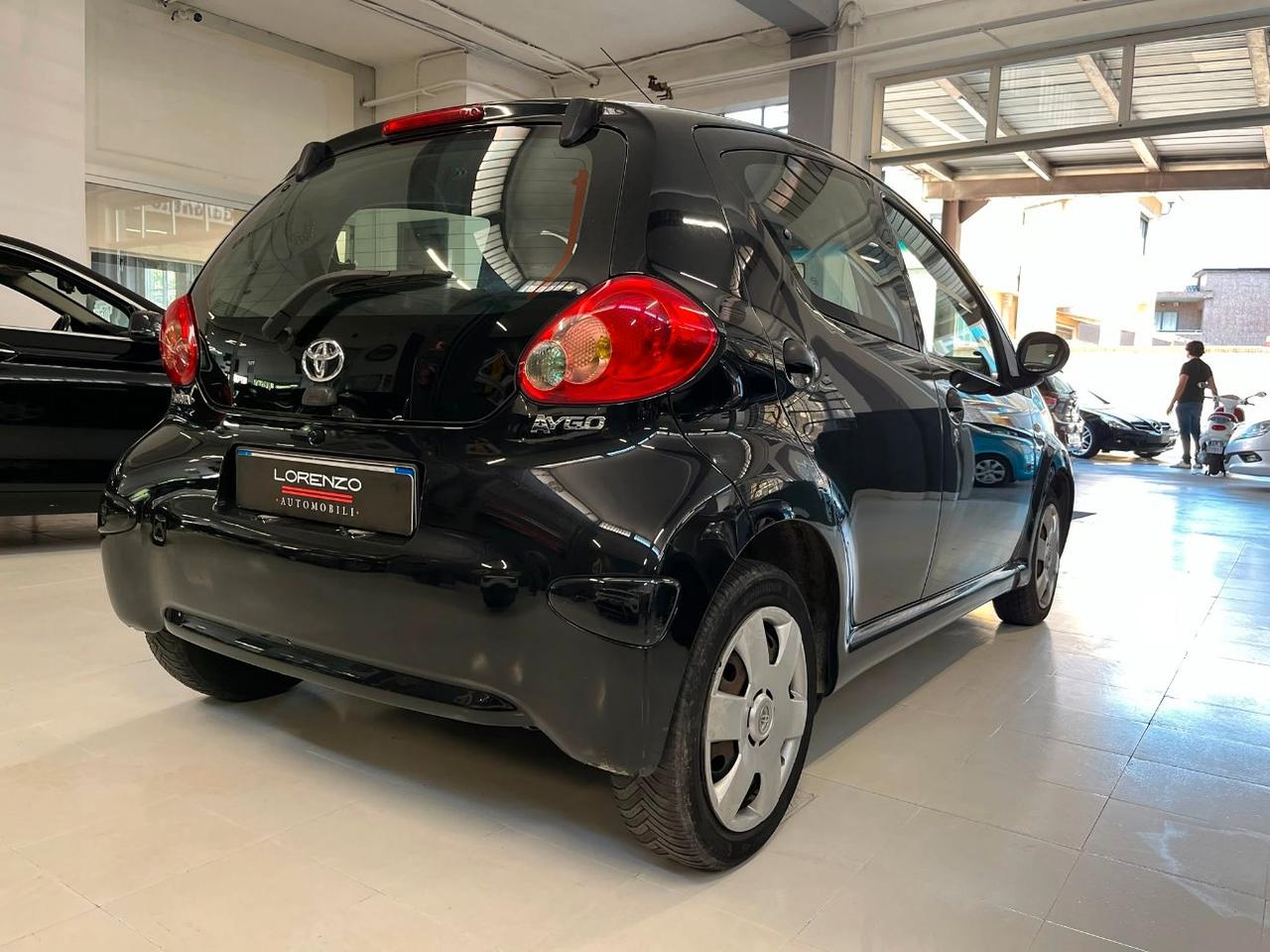 Toyota Aygo 5 Porte Aygo 5p 1.0 Now