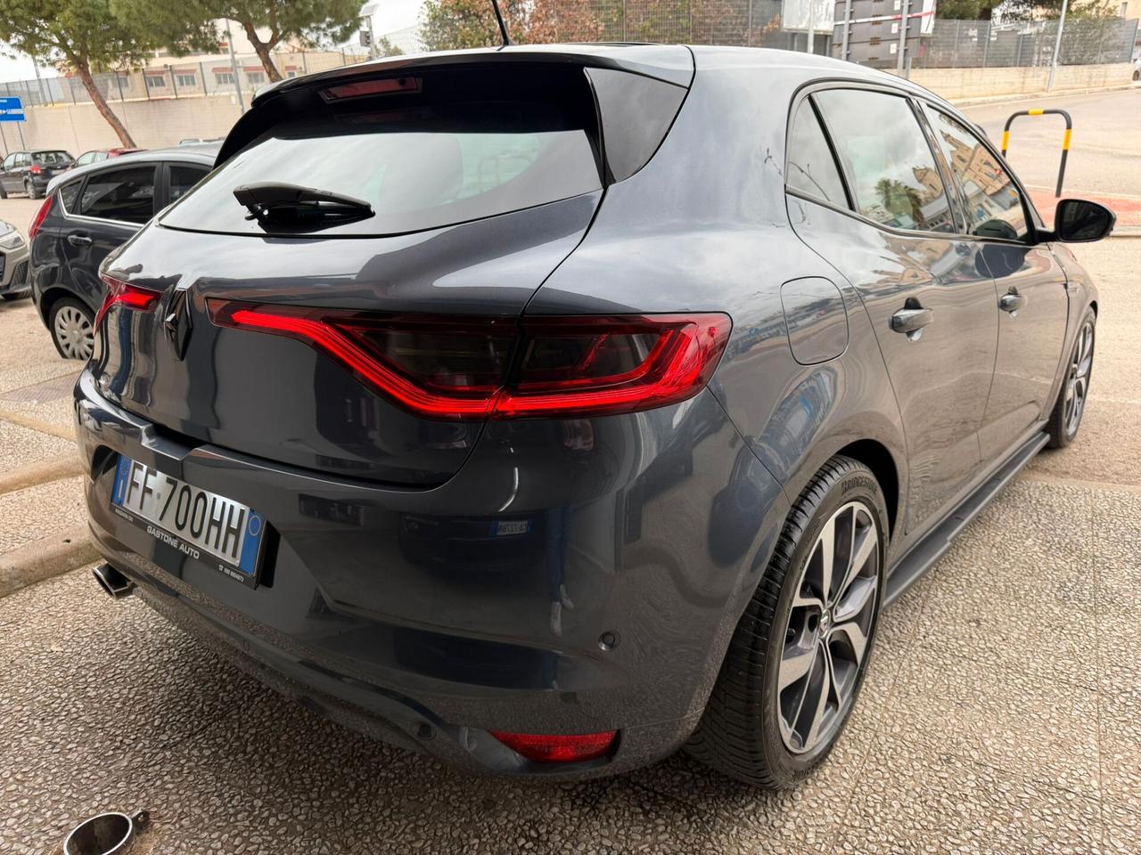 Renault Megane Mégane dCi 8V 110 CV EDC Energy Bose