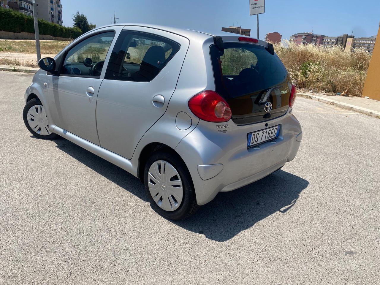 Toyota Aygo 1.0 12V VVT-i 5 porte