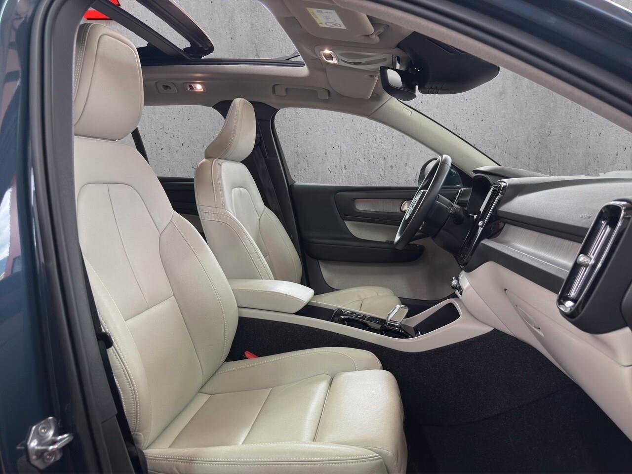 Volvo XC40 T5 Recharge Plug-in Hybrid Inscription