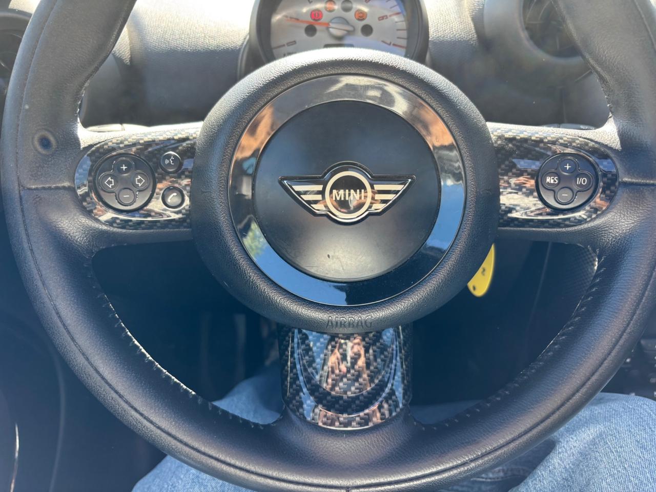 MINI COOPER D COUNTRYMAN ALL 4 TETTO APRIBILE