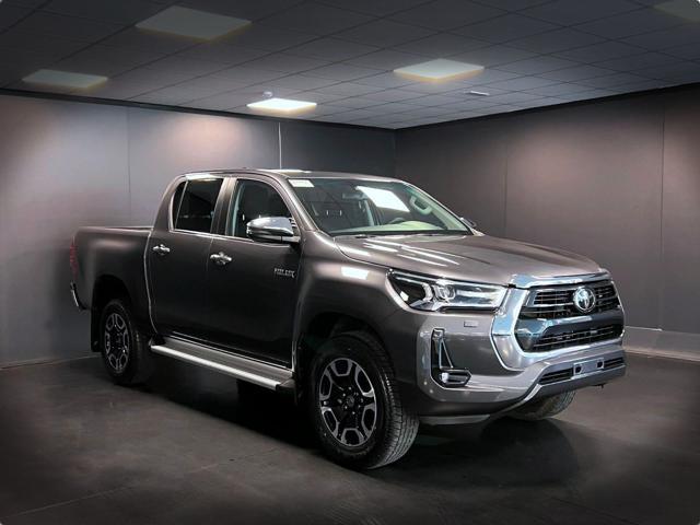 TOYOTA Hilux 2.4 D-4D A/T 4WD 4 porte Double Cab Executive