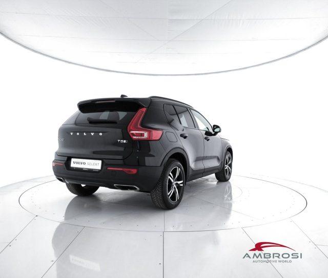 VOLVO XC40 T5 AWD Geartronic R-design