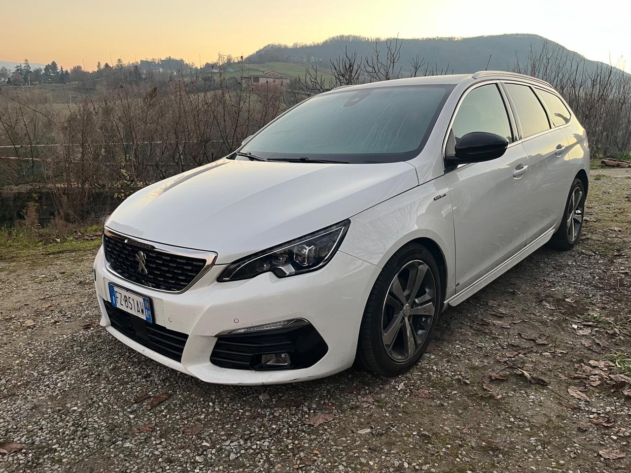 Peugeot 308 1.5HDi GT Line 2020 INCIDENTATA