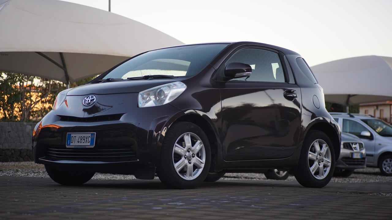 Toyota iQ 1.0 Multidrive