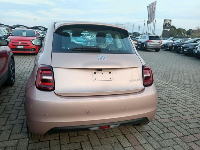FIAT 500 Hybrid Hybrid Icon