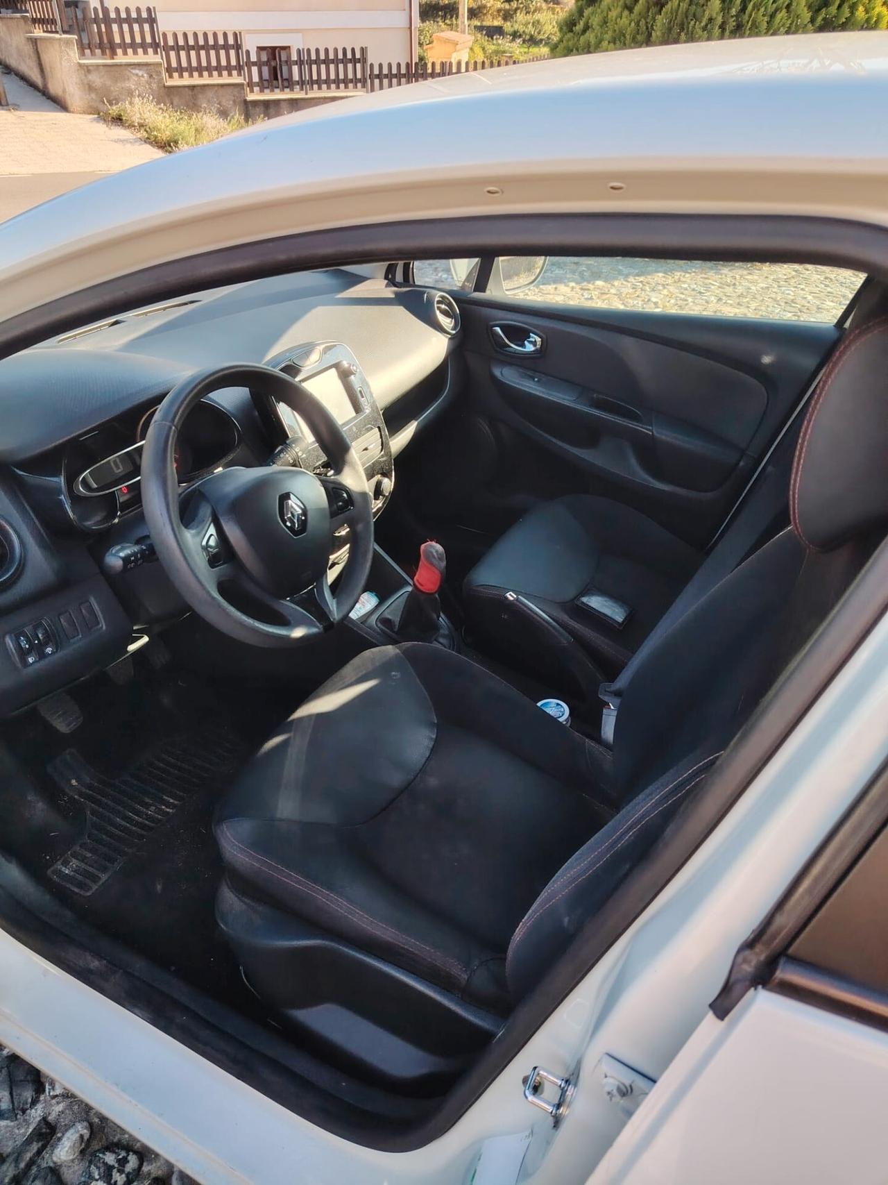 Renault Clio 1.5 dCi 8V 75CV 5 porte Wave
