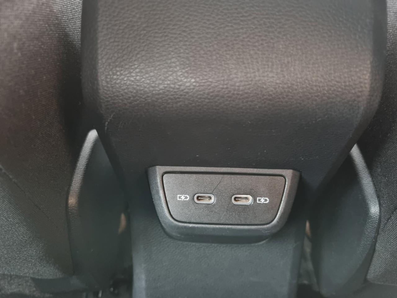 Volkswagen Taigo 1.0 TSI 110 CV DSG Life