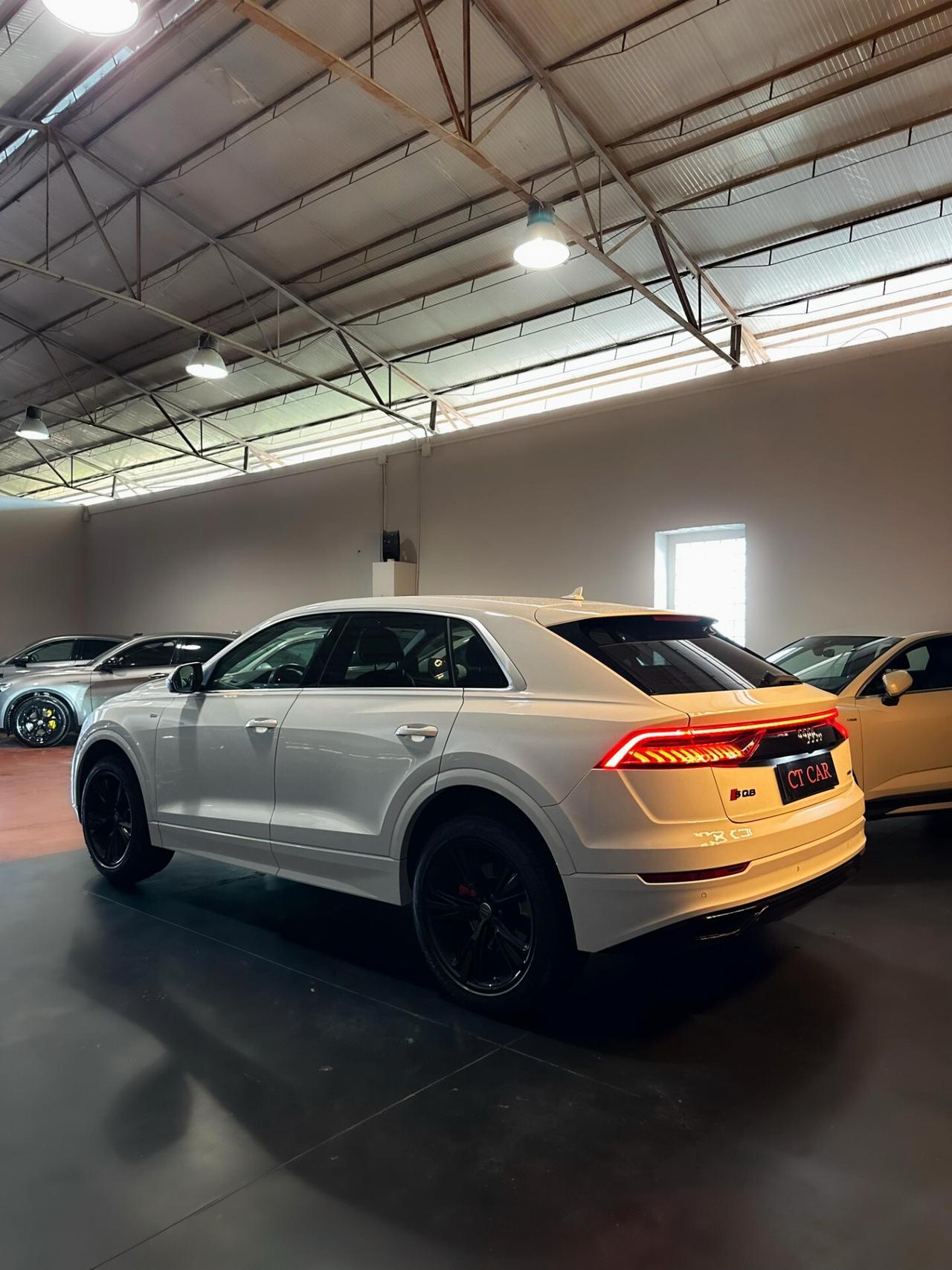Audi Q8 50 TDI 286 CV quattro tiptronic Sport