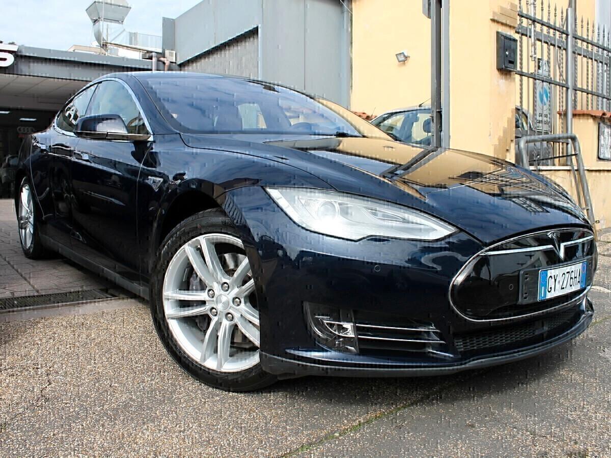 Tesla Model S 85 CHARGE e CONN DATI GRATIS A VITA
