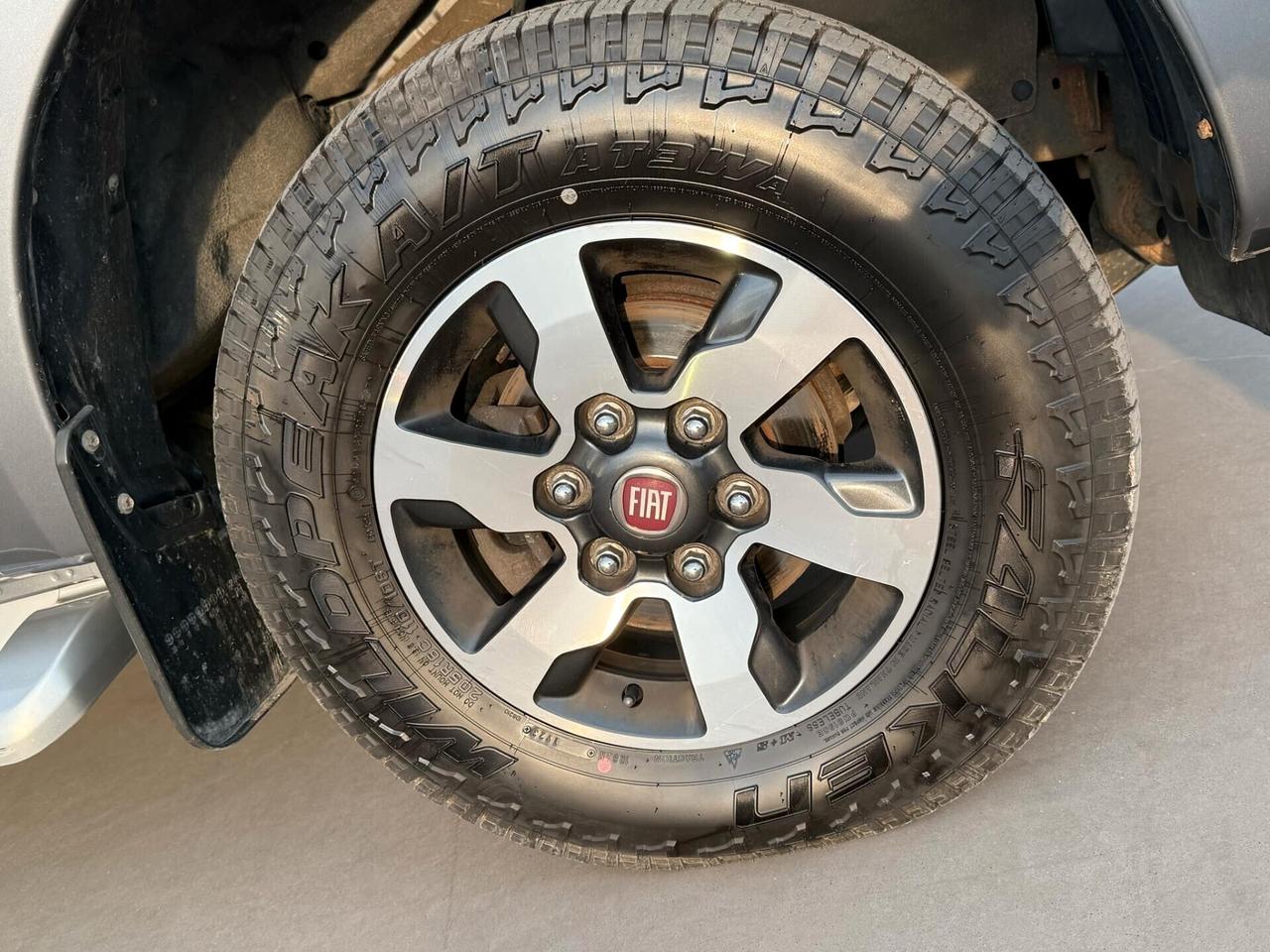 Mitsubishi L200 2.4 DI-D/154CV Club Cab Invite Plus