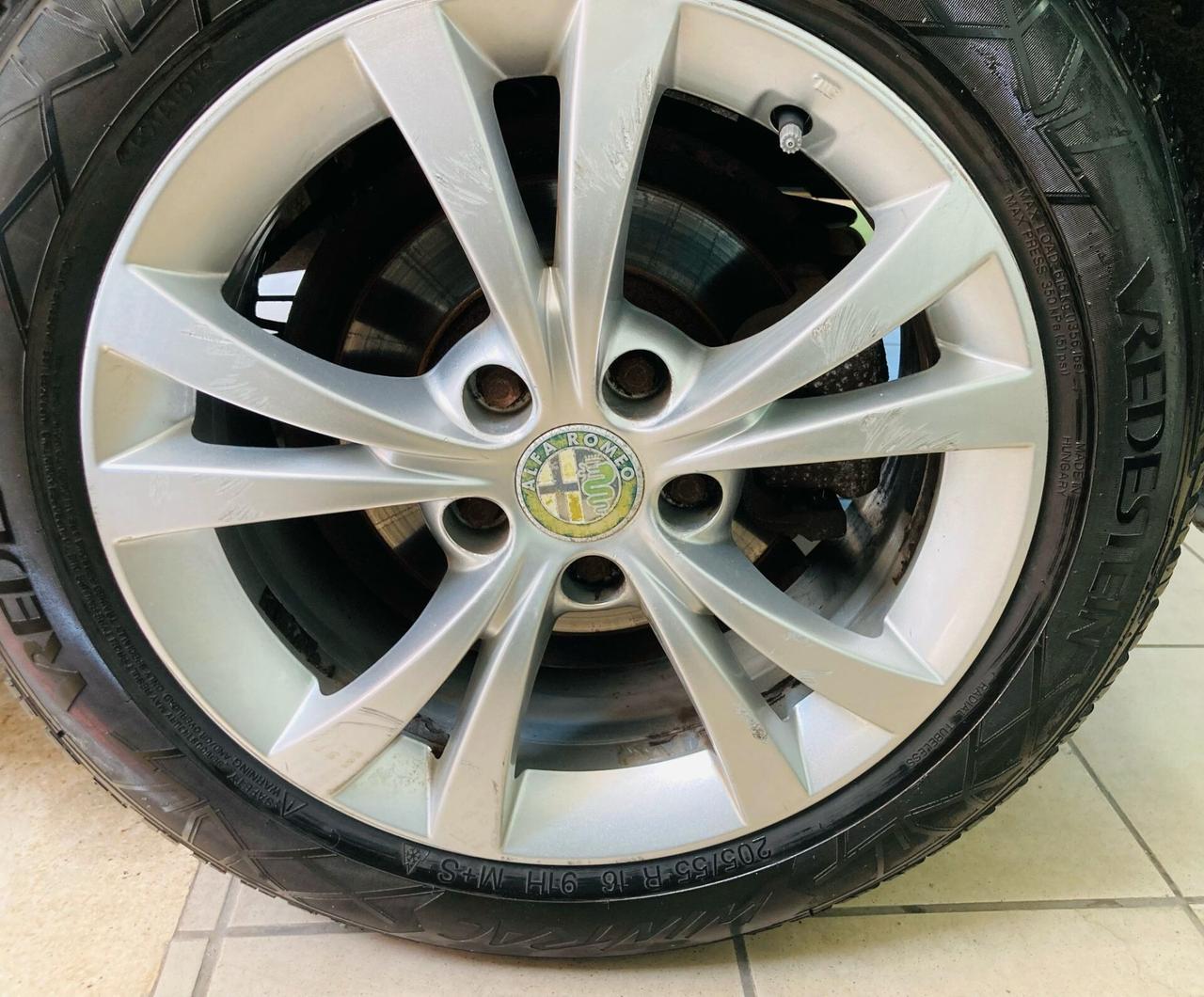 Alfa Romeo Giulietta -X NEOPATENTATI- 2011