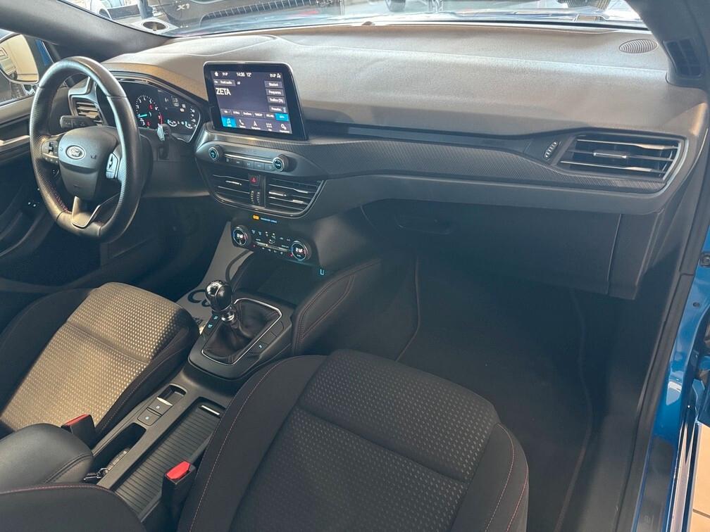 Ford Focus 1.5 ecoboost ST-Line Led Navi App conn 18"