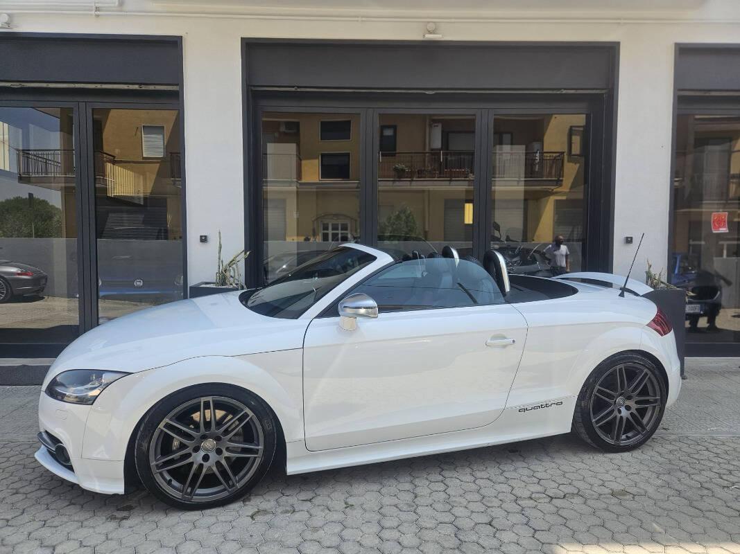 Audi TT RS TTS roadster 2.0 tfsi quattro 272cv s-tronic