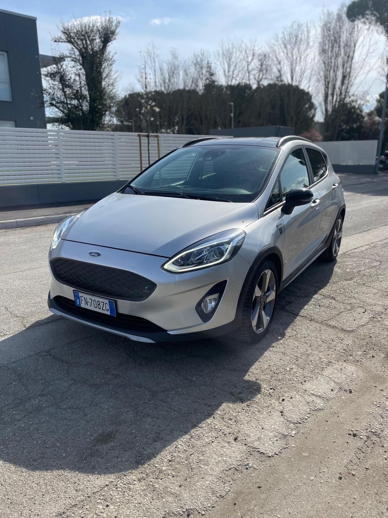 Ford Fiesta 1.0 Ecoboost 100 CV 5 porte Plus