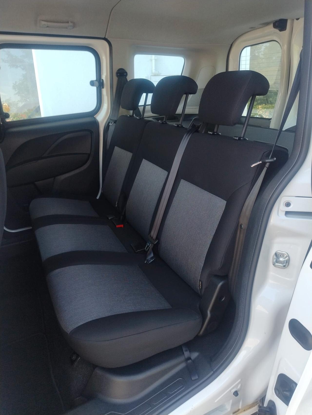Fiat Doblò Combi 1.3 Mjet SX 95Cv - 2019