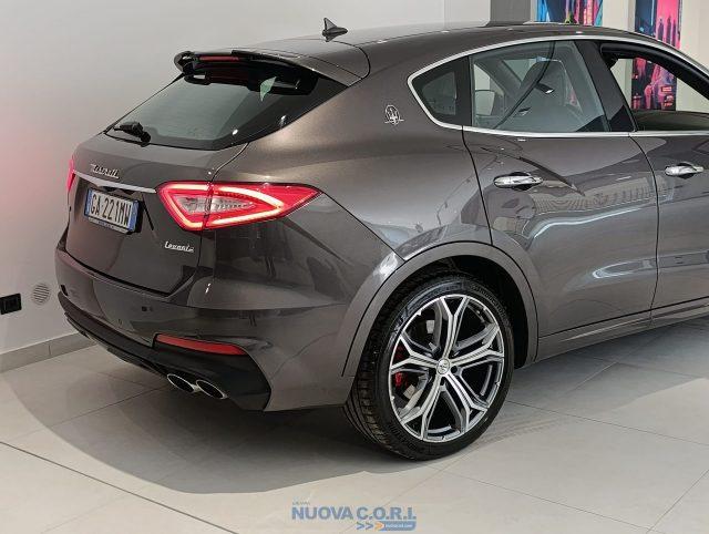 MASERATI Levante V6 Diesel 275 CV AWD Gransport