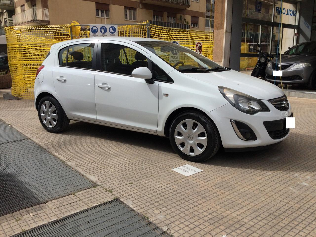 Opel Corsa 1.2 85CV 5 porte GPL-TECH Edition