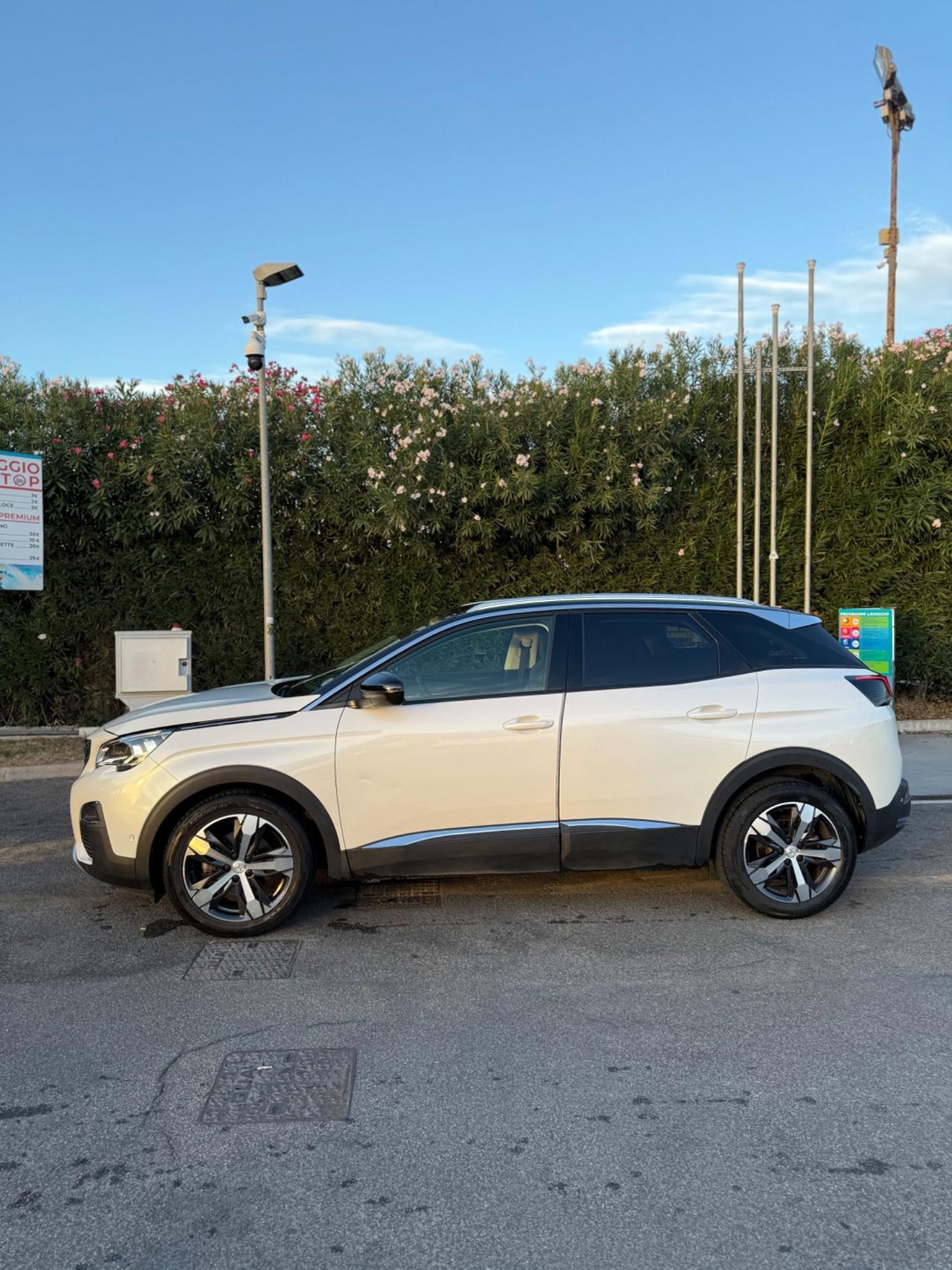 Peugeot 3008 BlueHDi 130 S&S Allure