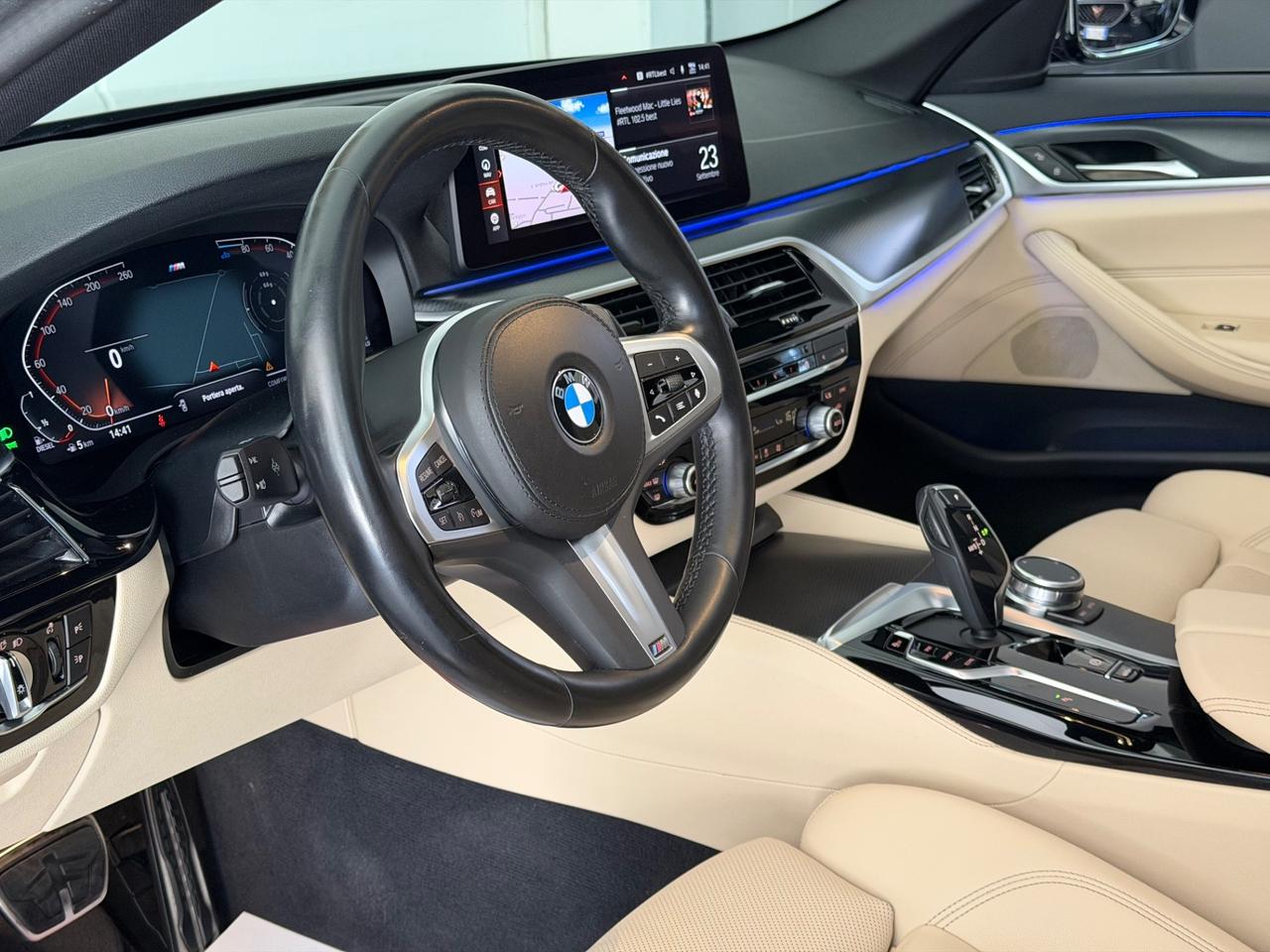 Bmw 520 520d 48V xDrive Touring Msport 190cv TETTO