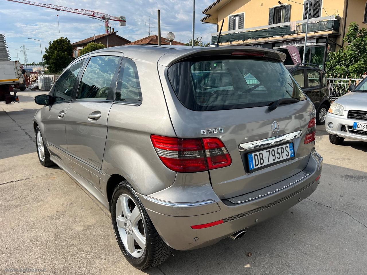 MERCEDES-BENZ B 200 CDI Chrome