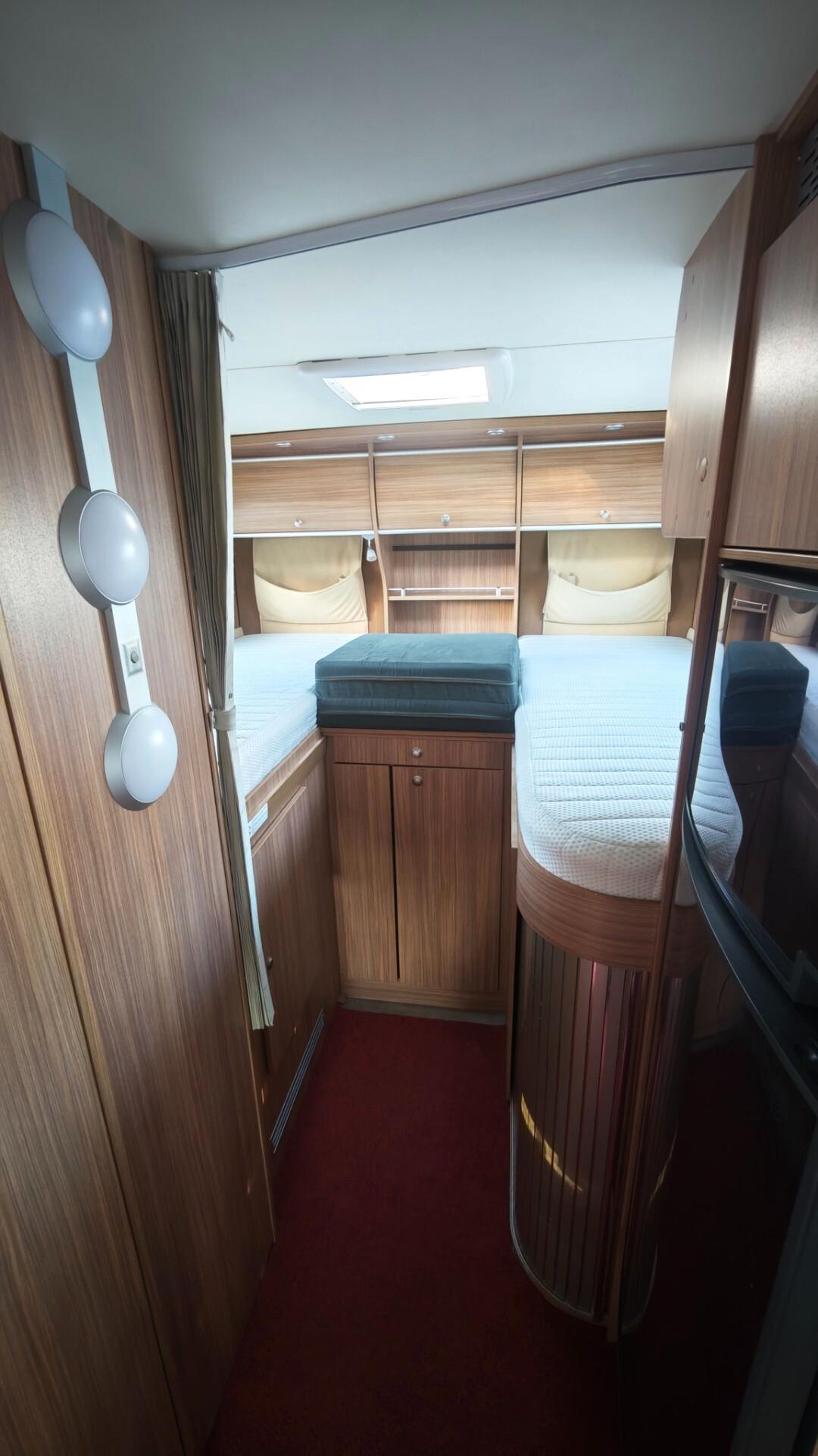 Burstner su Ducato 130cv con Gemelli e basculante