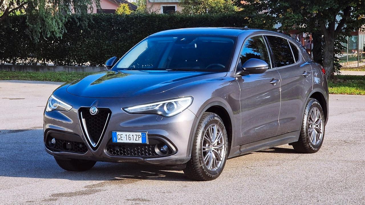 Alfa Romeo Stelvio 2.2 Turbodiesel 190 CV AT8 Q4