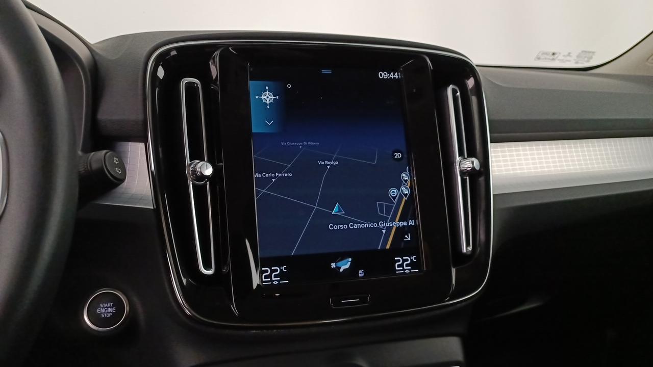 VOLVO XC40 1.5 t2 Momentum auto my21