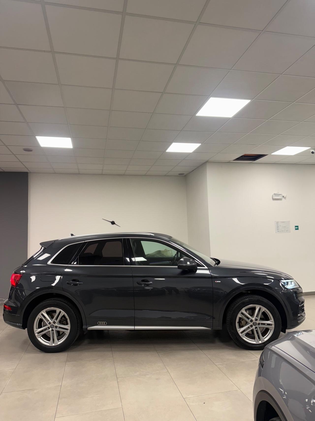 Audi Q5 40 TDI quattro S tronic line plus