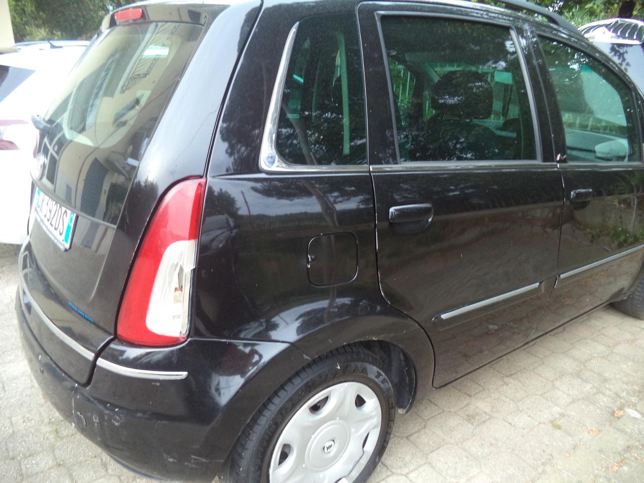 Lancia MUSA 1.6 Multijet Poltrona Frau