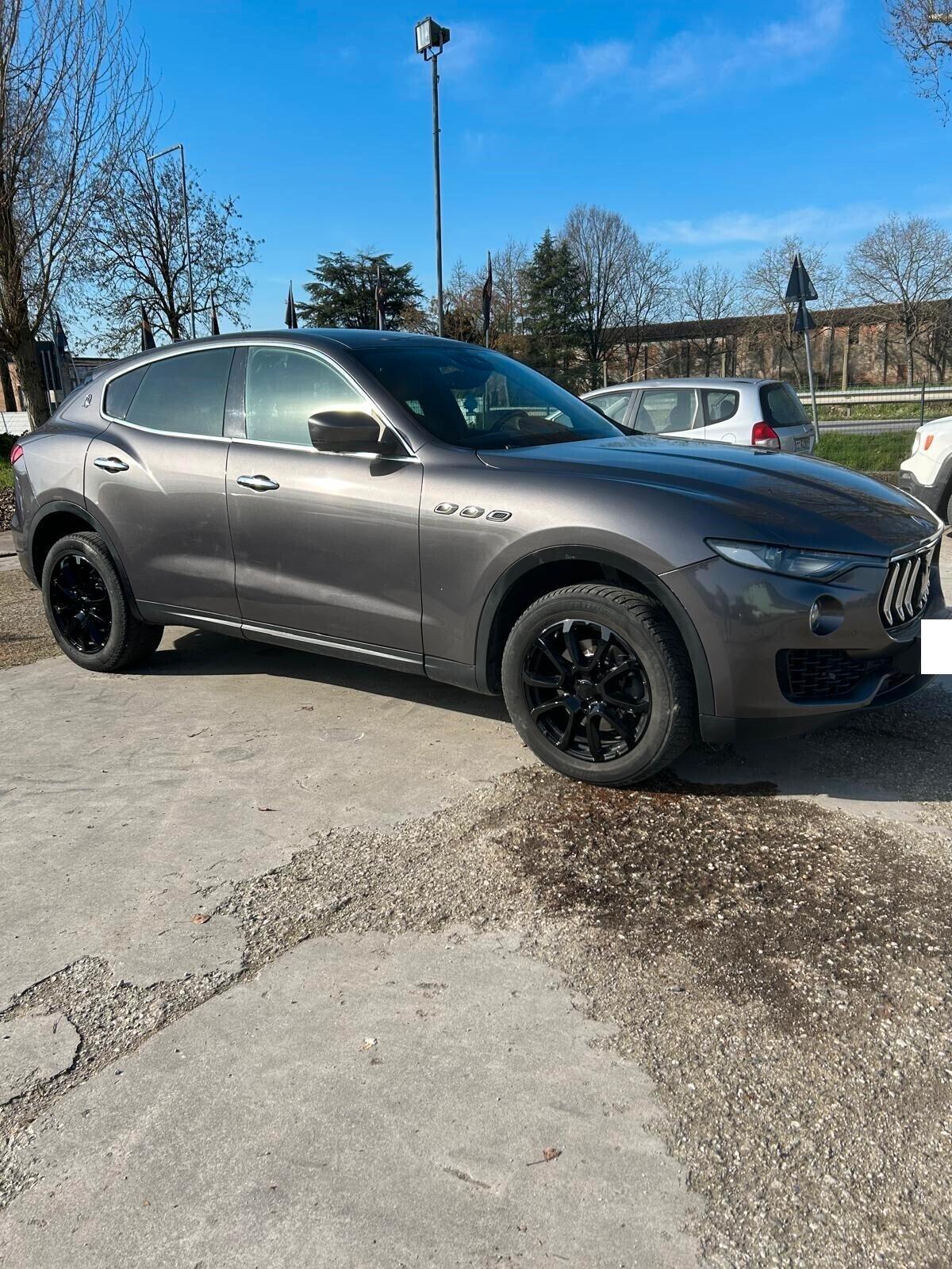 Maserati Levante V6 Diesel 275 CV AWD