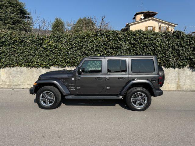 JEEP Wrangler Unlimited 2.2 Mjt II Sahara iva esposta