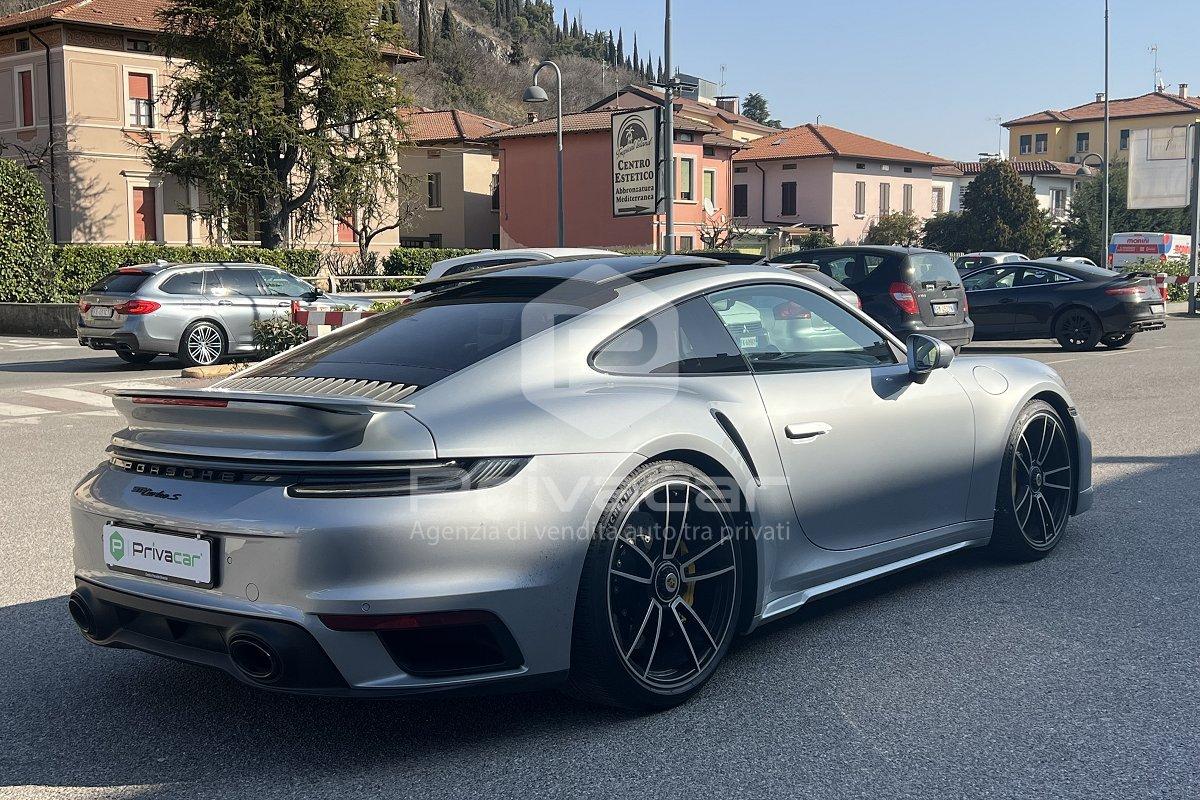 PORSCHE 911 Turbo S Coupé