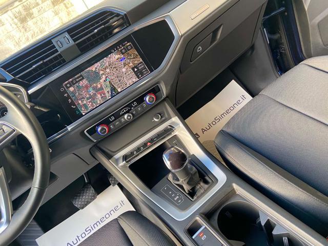 AUDI Q3 35 2.0 TDI S tronic Business Advanced COCKPIT