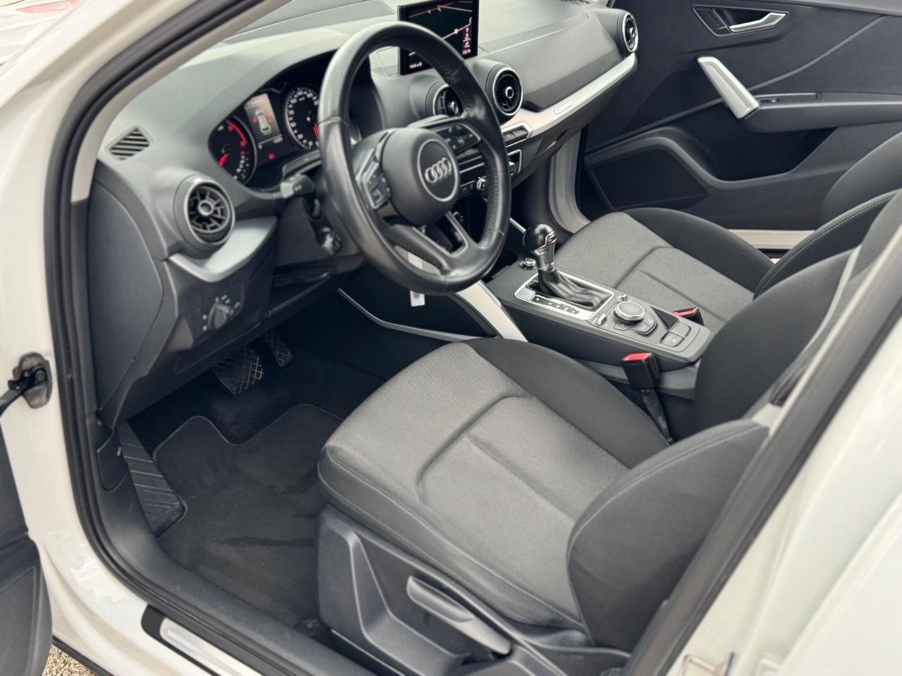 Audi Q2 TDI S tronic Navi, Anno 2020 !