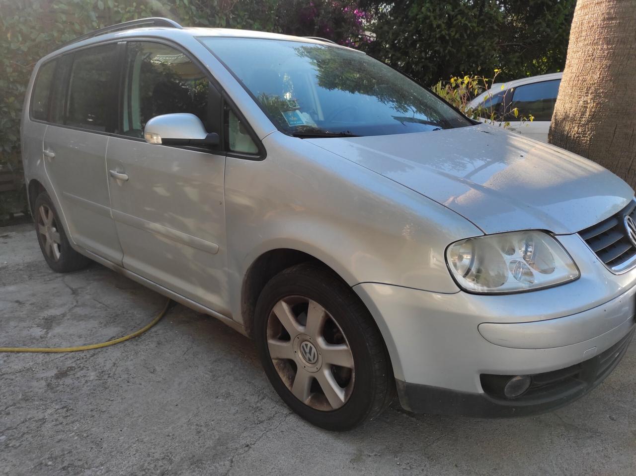 Volkswagen Touran 2006 1.9 TDI 105CV 7 POSTI