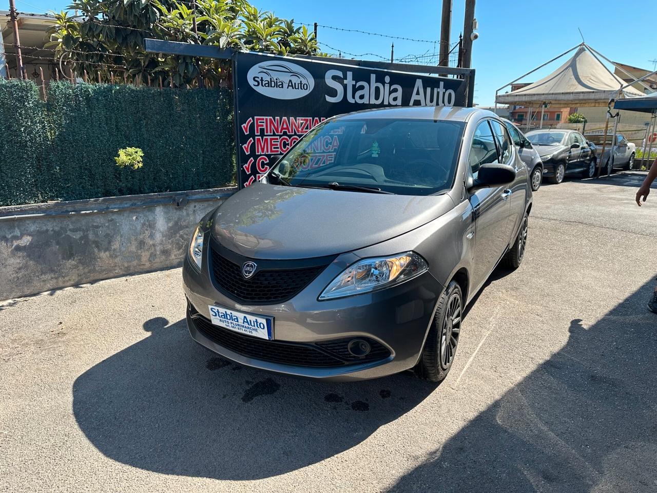 Lancia Ypsilon 1.2 69 CV 5 porte Gold