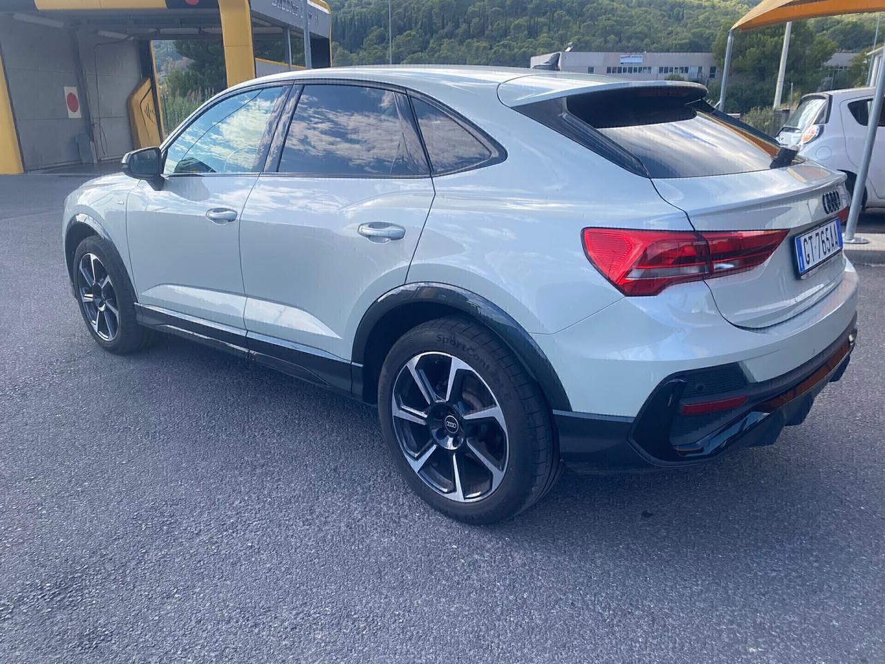 Audi Q3 35 TDI S tronic line edition