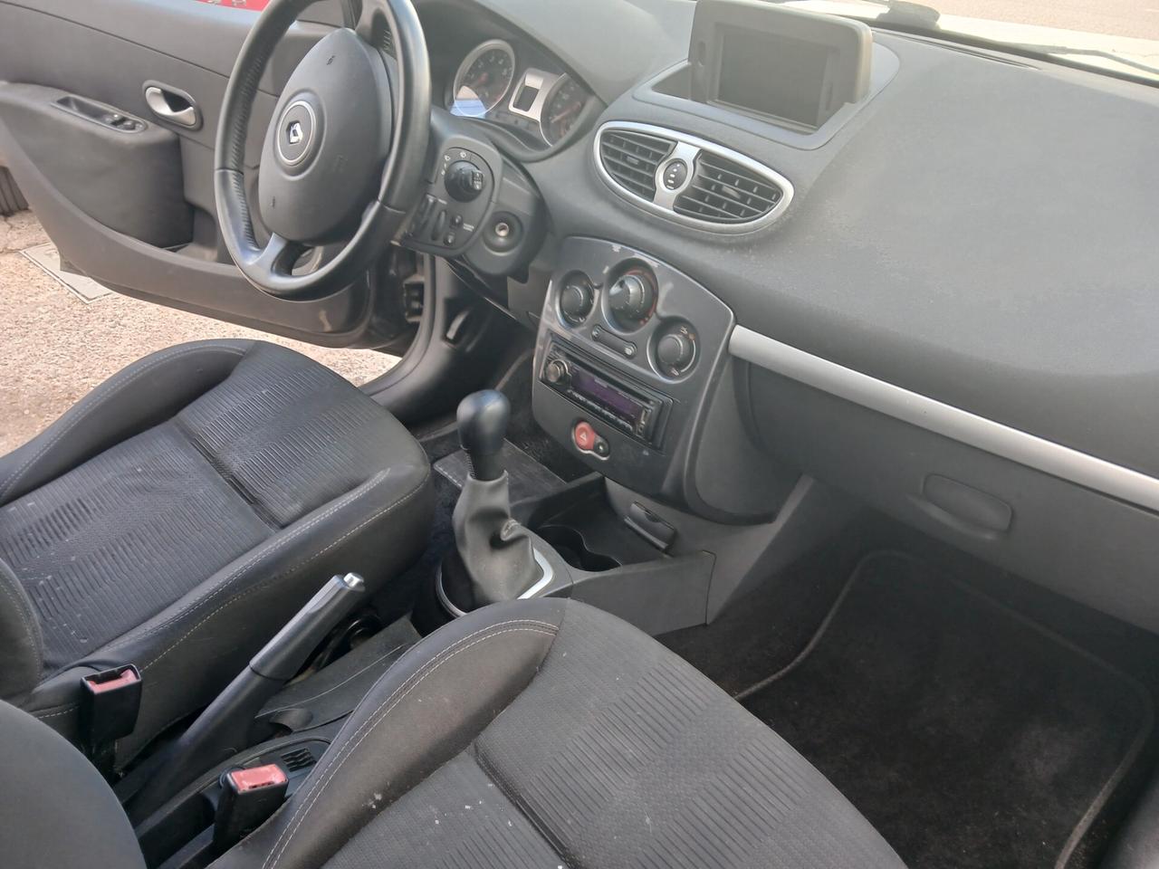 Renault Clio 1.2 16V 5 porte