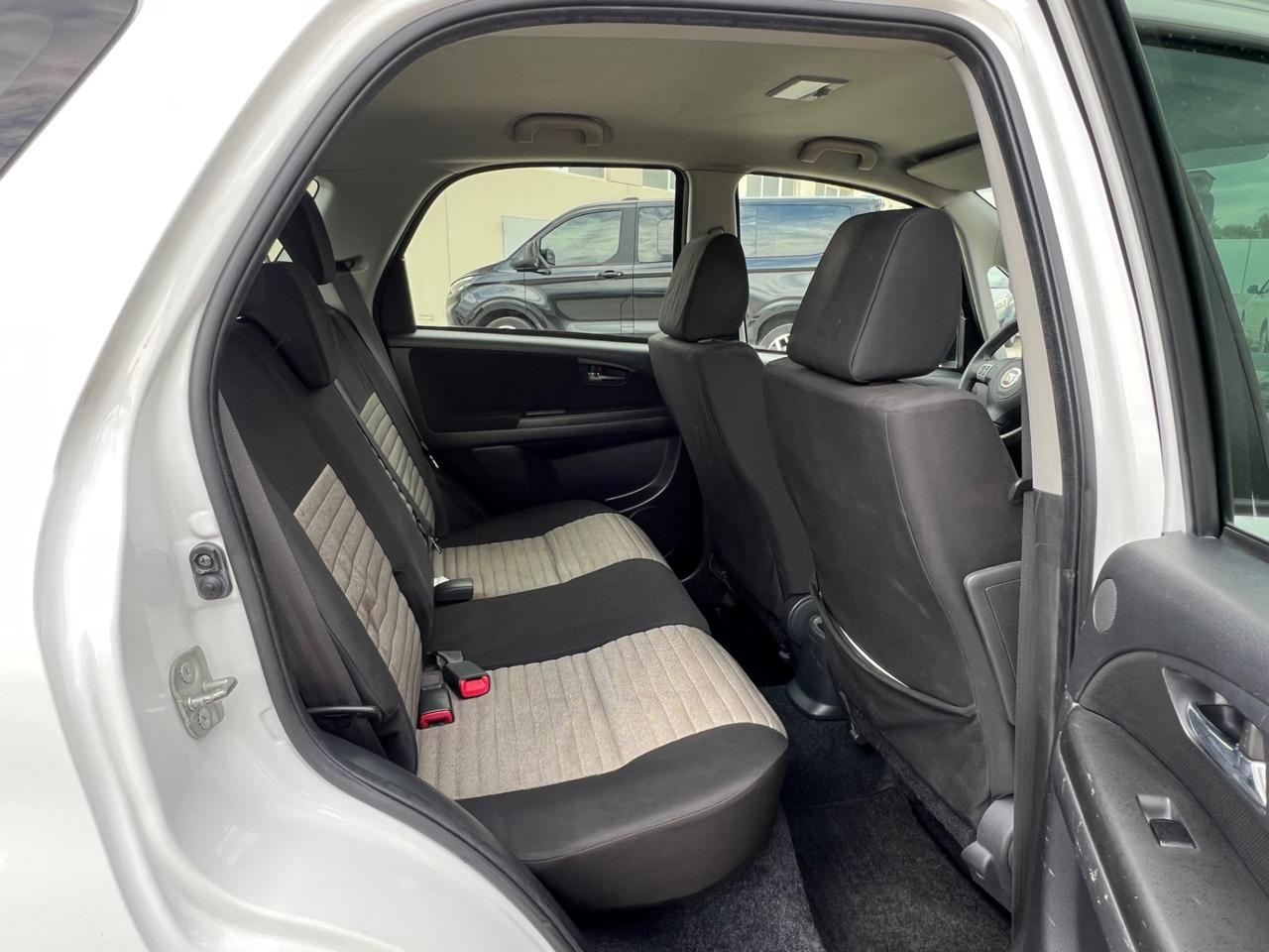 Fiat Sedici 2.0 MJT 16V 4x2 Dynamic 2011