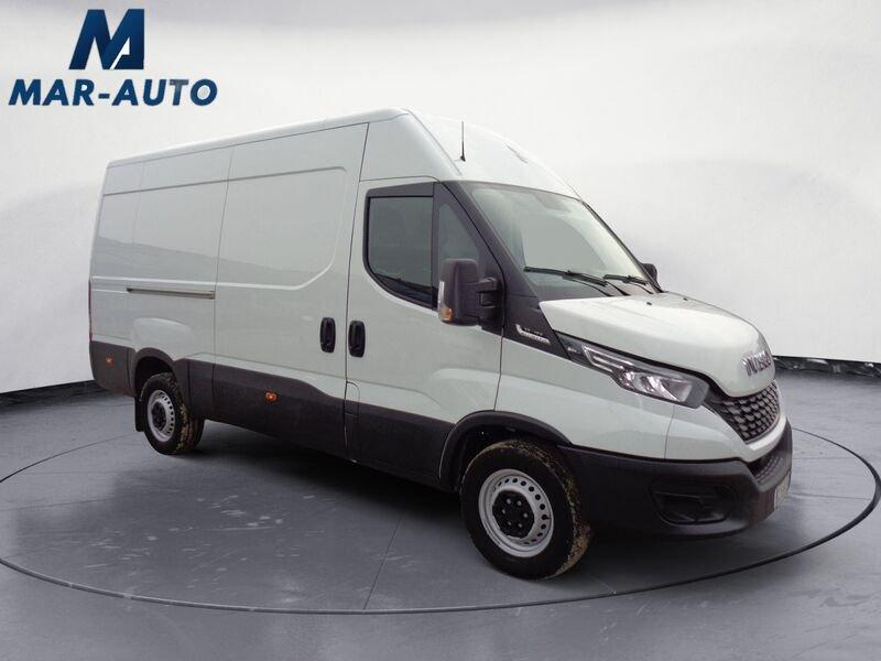 Iveco Daily 35S16A8V 2.3 HPT PLM-TM Furgone Hi-Matic + IVA