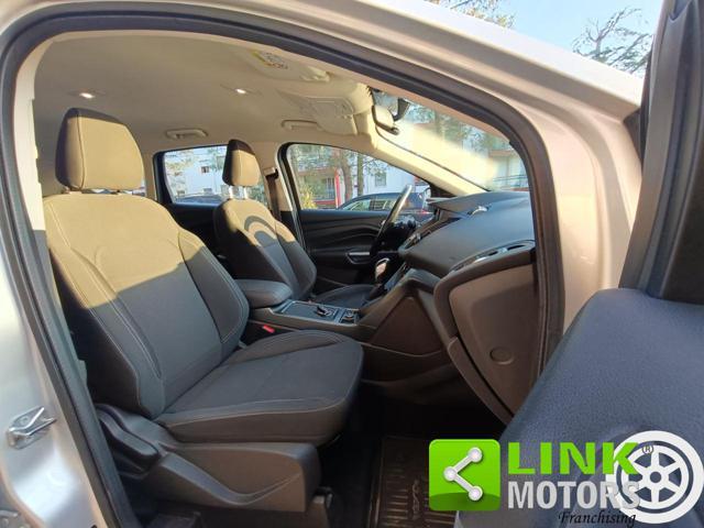 FORD Kuga 1.5 TDCI 120 CV S&S 2WD Powershift Business
