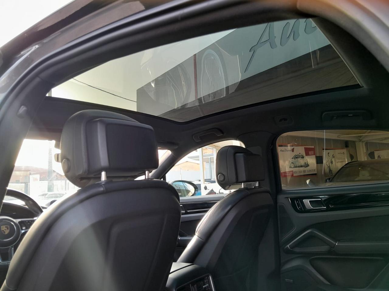 Porsche Cayenne Coupé 3.0 V6
